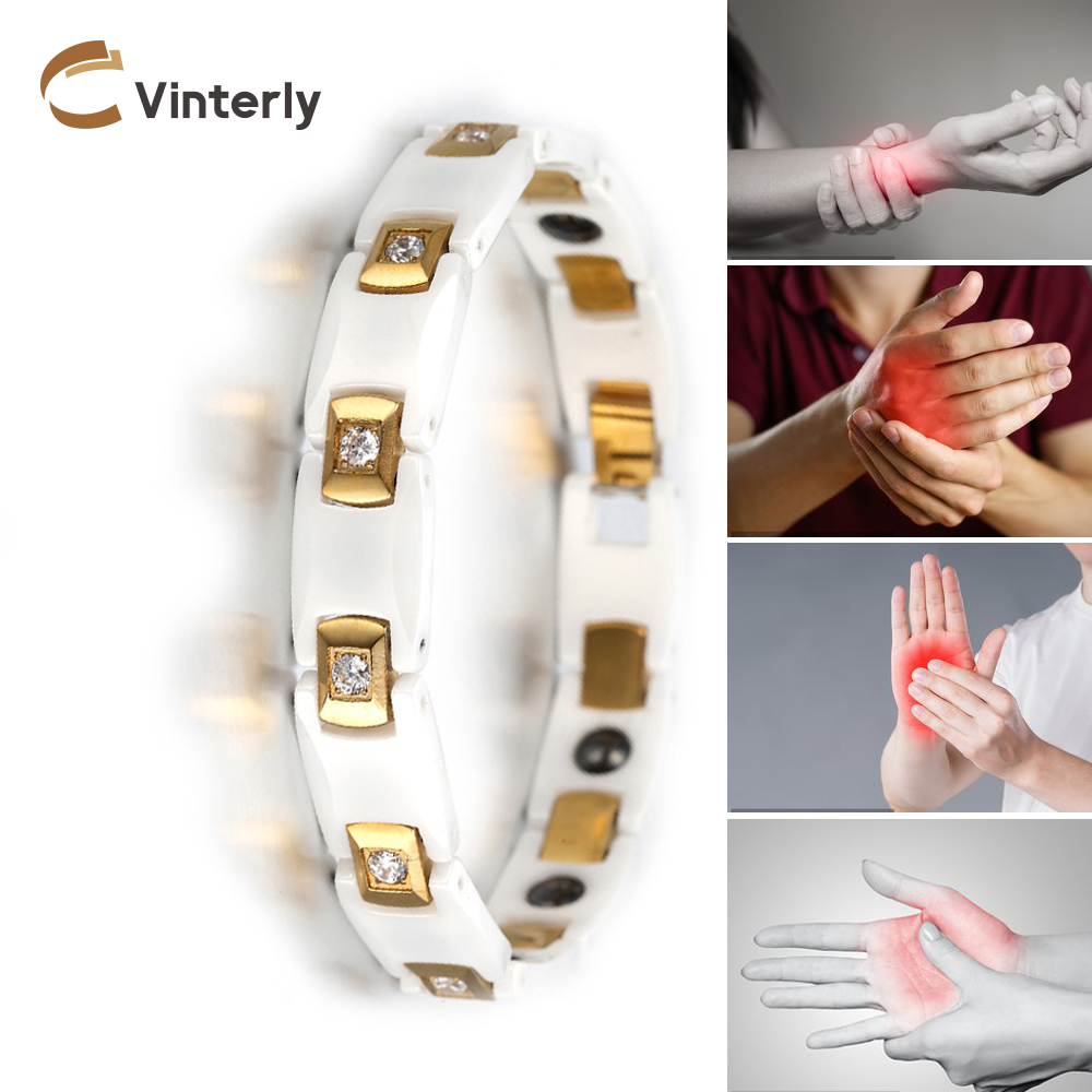 Ceramic Link Bracelet - أساور نسائية ذهبية اللون من فينترلي