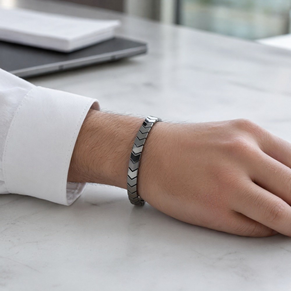 سوار أنيق من حجر الجالستون الأ - مراجعة Ceramic Link Bracelet وسعره