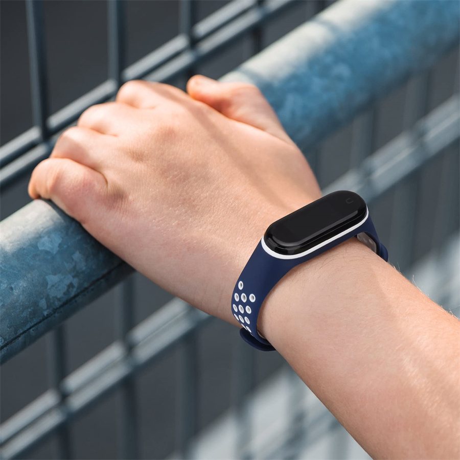 حزام ساعة رياضي لساعة Xiaomi M - مراجعة Smartwatch Id وسعره