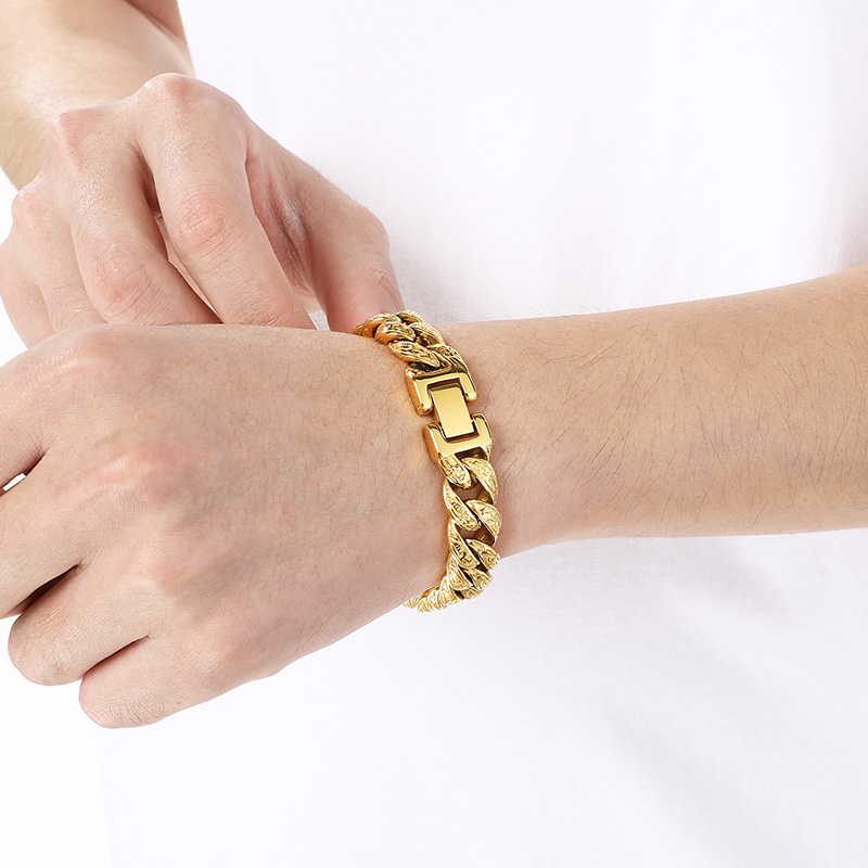 سوار رجالي بتصميم كوبي على طرا - مراجعة Ceramic Link Bracelet وسعره